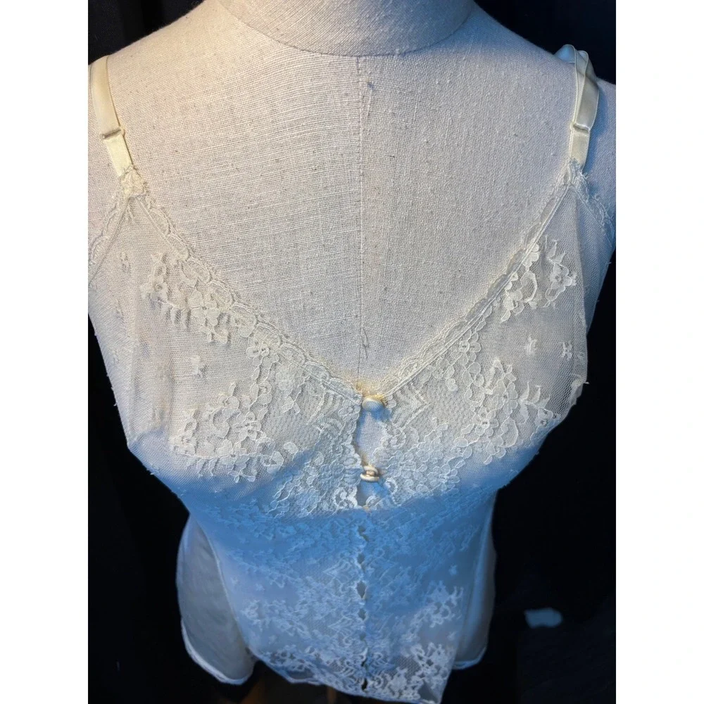 Vintage Vanity‎ Fair Ivory Lace Antron III Nylon Camisole Top Size 34 Cream